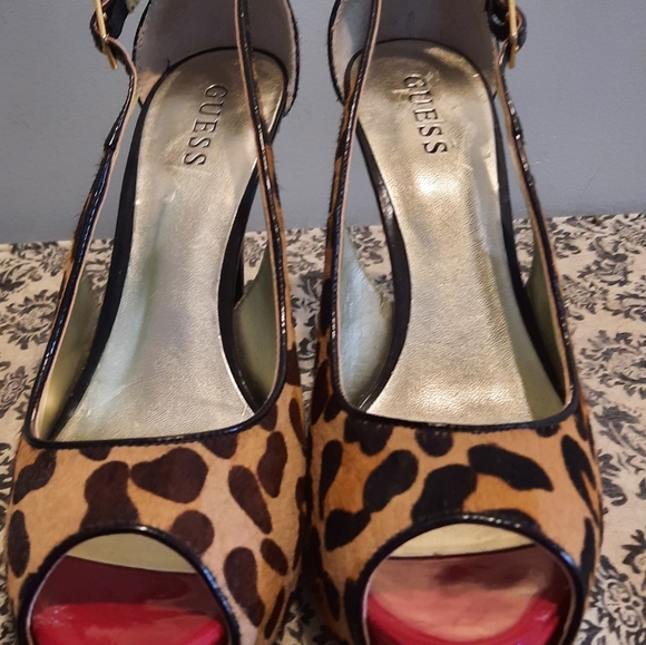 Guess leopard pony heels size 10 - Picture 2 of 5
